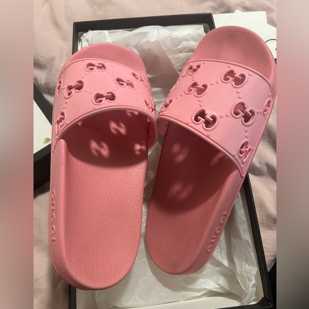 Gucci slides
